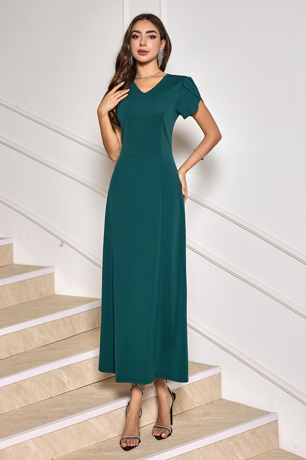 V-Neck Dark Green Cocktail Dress with Short Sleeves