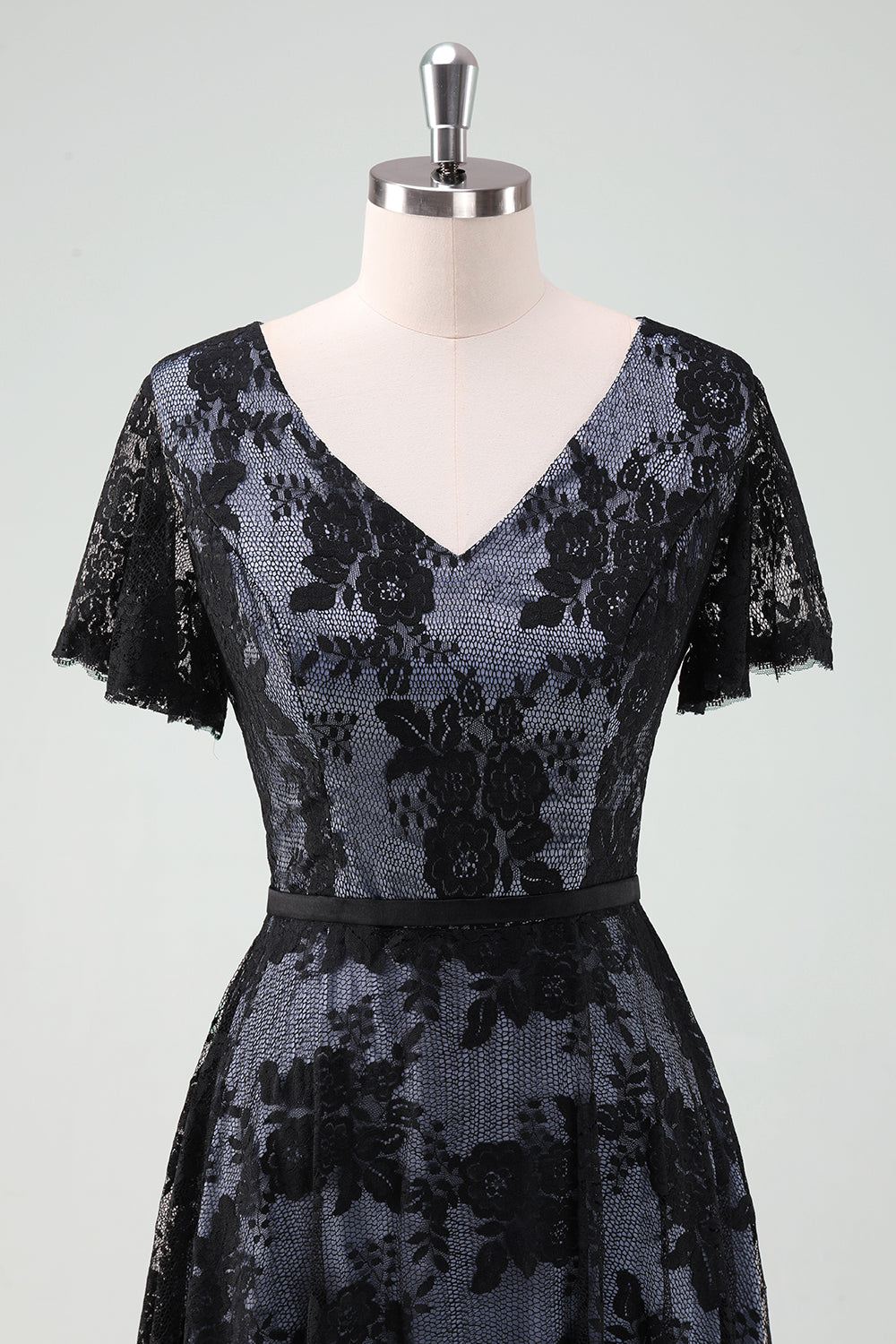 Black V-neck Short Sleeves Lace A-Line Mother of Bride Dress