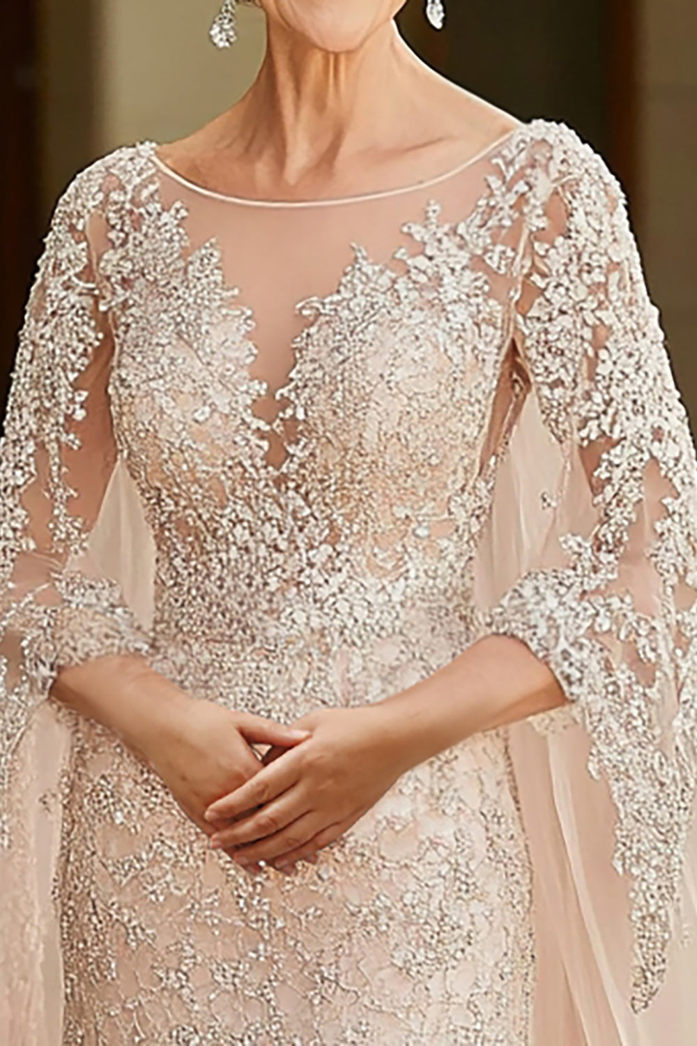 Elegant Apricot Cap Sleeve Mother Of Bride Dress With Lace Appliques