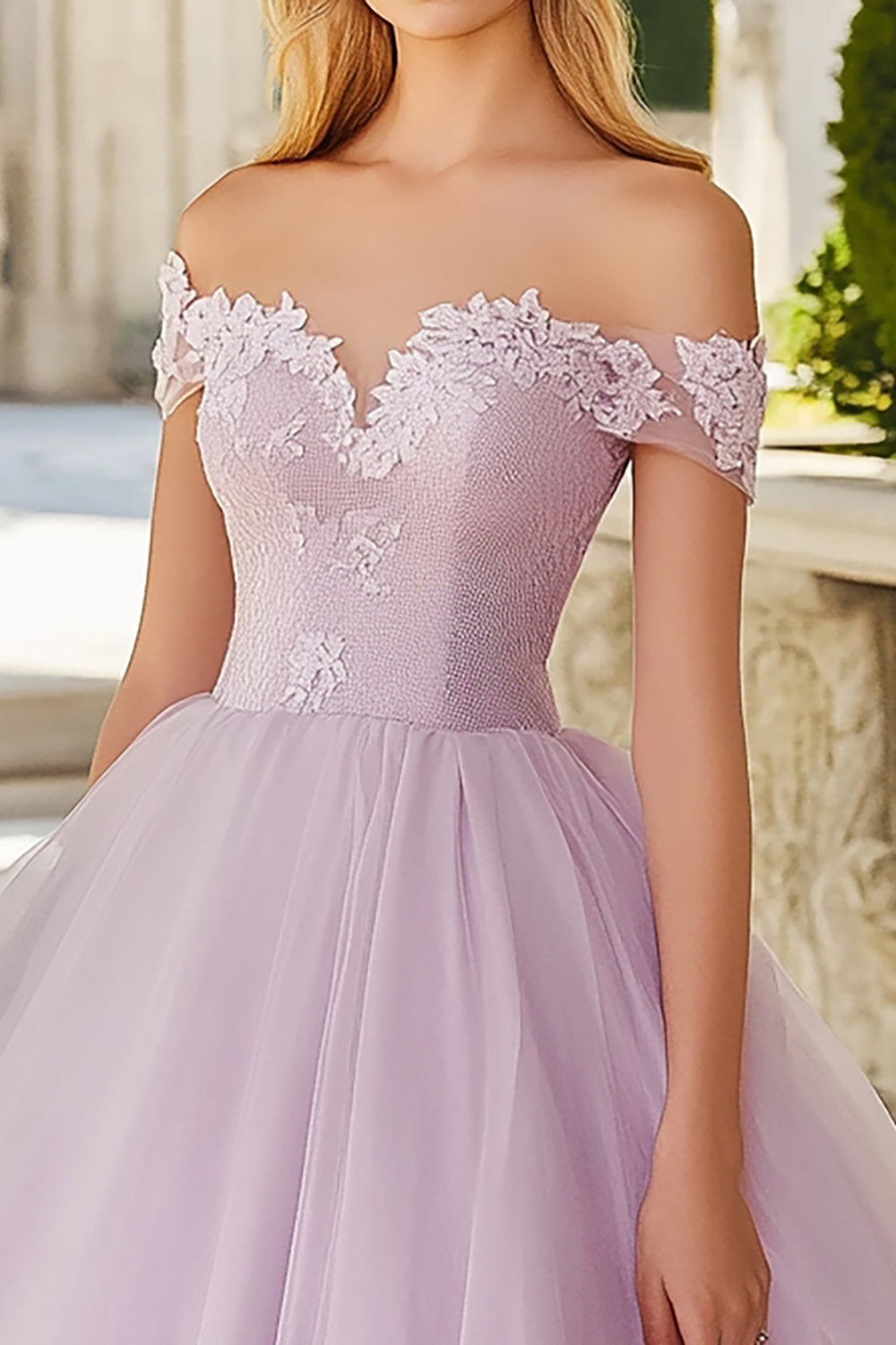 Light Purple Tulle Princess Off the Shoulder Quinceanera Dress with Appliques