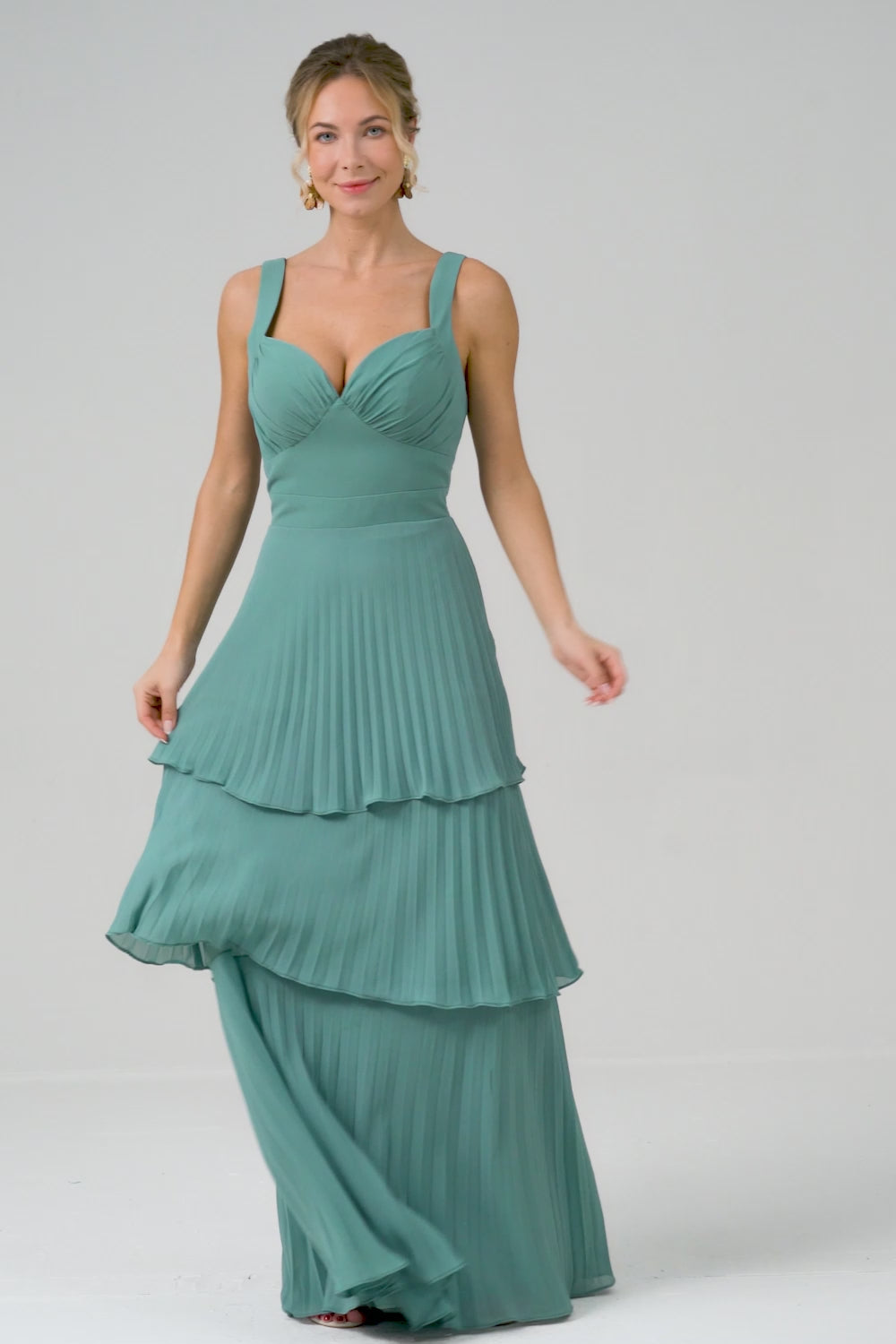 Eucalyptus A-Line Spaghetti Straps Chiffon Pleated Tiered Bridesmaid Dress